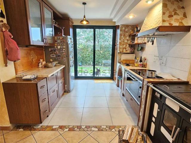 Casa in vendita a Rimini, Reggio Emilia