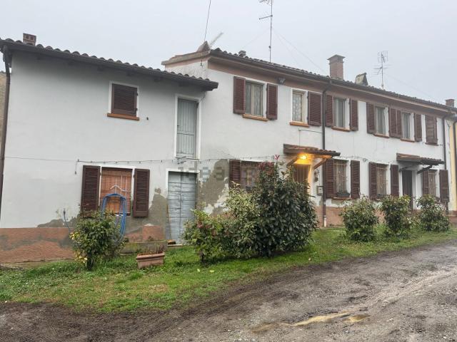 Casa in vendita a San Damiano Al Colle, Lombardia