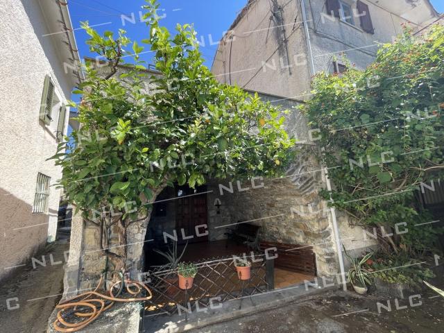 Casa in vendita a Verici superiore, Casarza Ligure