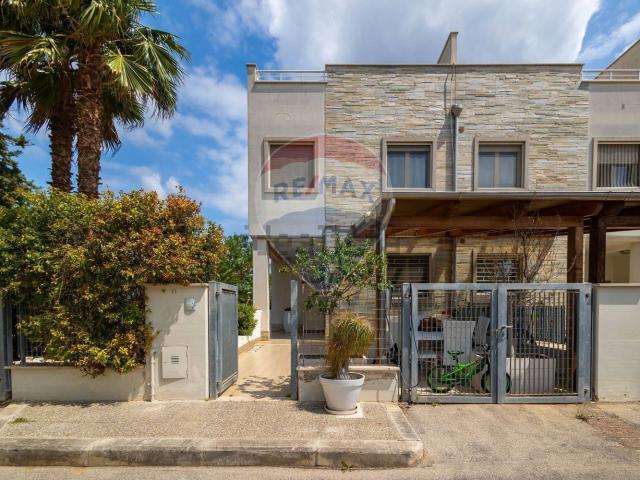 Casa in vendita a Municipio 1, Puglia