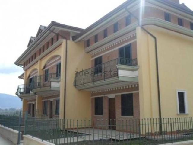 Casa in vendita a Avellino, Campania