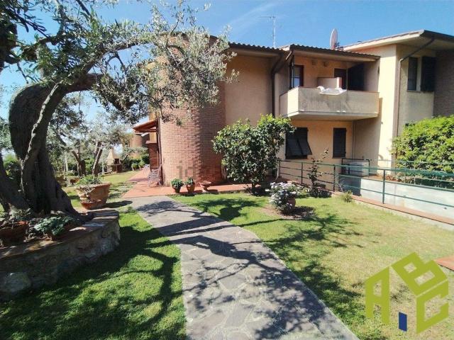 Casa in vendita a Rosignano Marittimo, Toscana