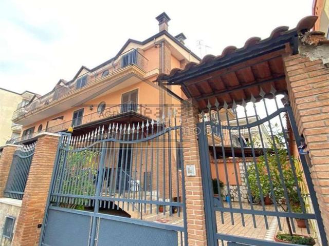 Casa in vendita a Casapozzano, Orta Di Atella