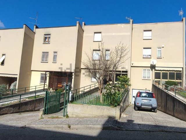 Casa in vendita a Perugia, Rimbocchi