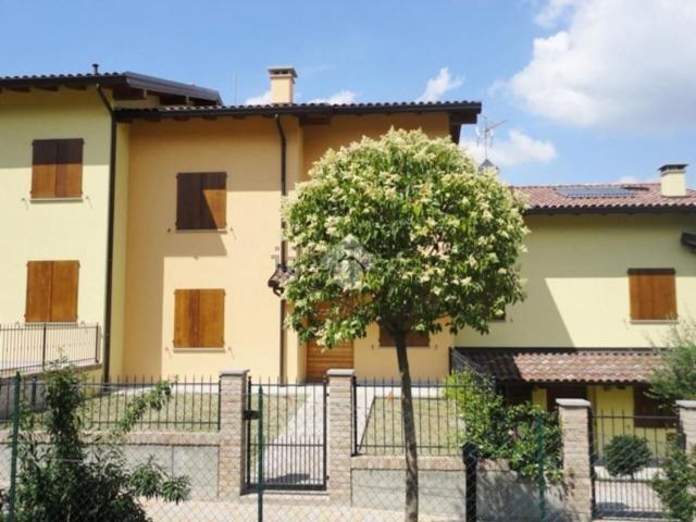 Casa in vendita a Unione dei comuni del Distretto Ceramico, Sassuolo