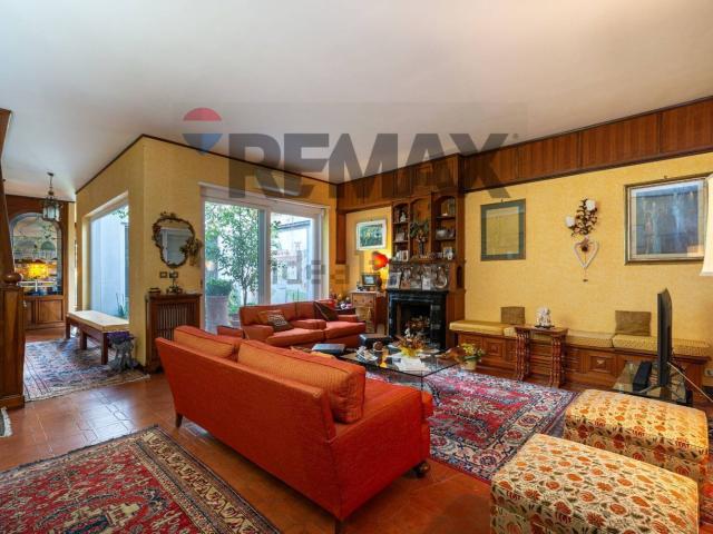 Casa in vendita a Casal Palocco, Roma