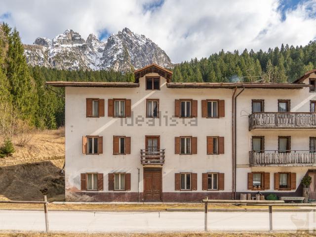 Casa in vendita a Valle, San Pietro Di Cadore