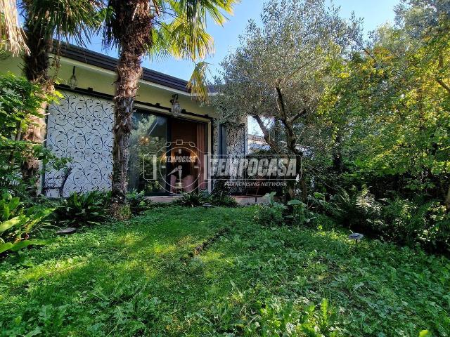 Casa in vendita a Lazise, Veneto