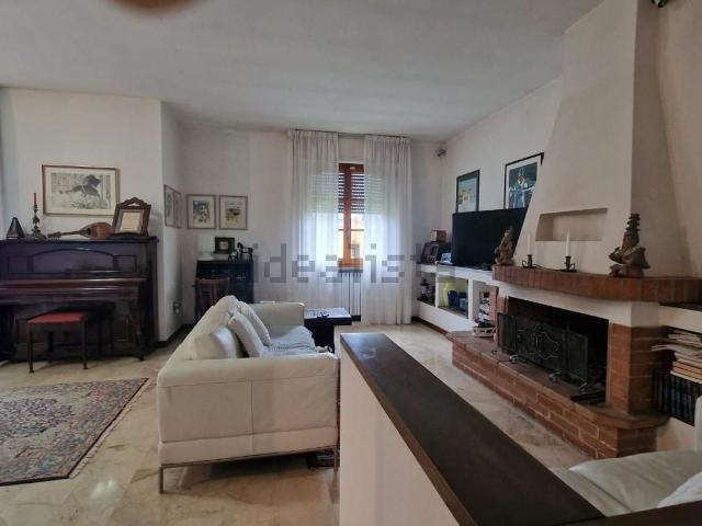 Casa in vendita a Sarzanello, Sarzana
