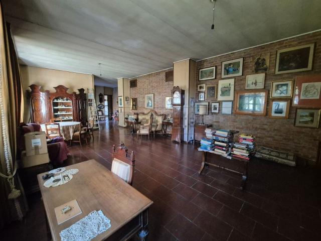 Casa in vendita a Sant'Ambrogio, Cremona