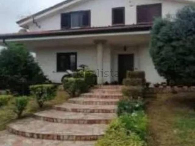 Casa in vendita a Calabria, Cosenza