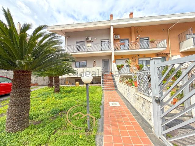 Casa in vendita a Peri, Giarre