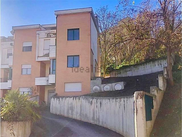 Casa in vendita a Guglionesi, Molise