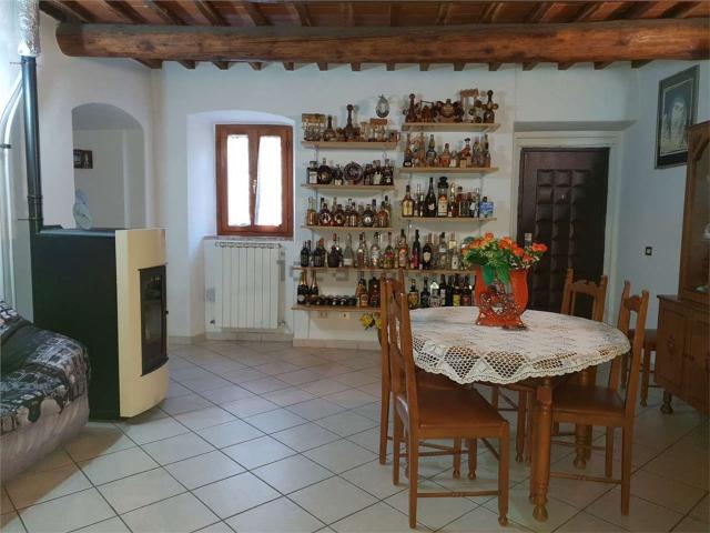 Casa in vendita a Subbiano, Toscana