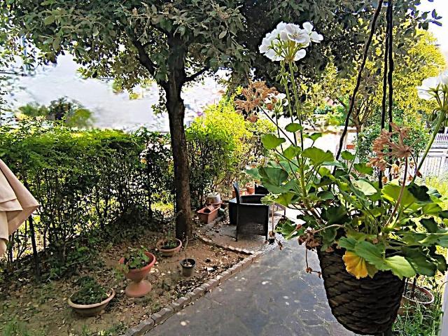 Casa in vendita a Terra di Mezzo, Re