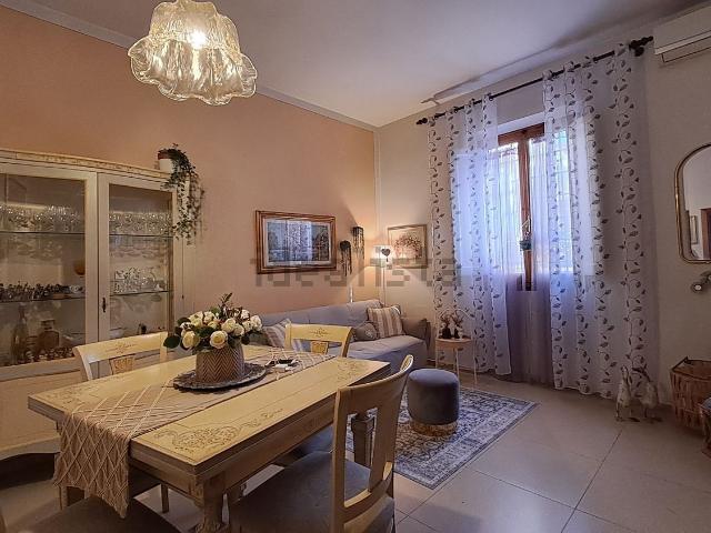 Casa in vendita a Le Badie, Prato