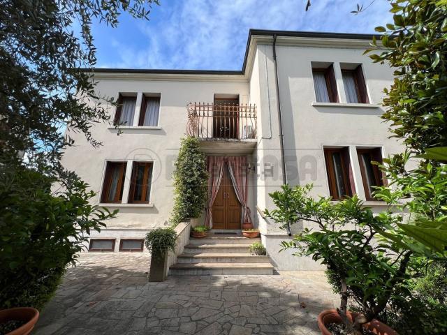 Casa in vendita a Barbarano Mossano, Ponte Di Barbarano