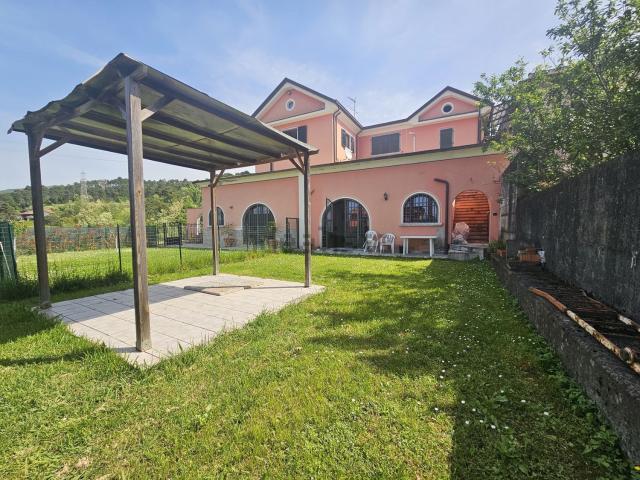 Casa in vendita a Santa Caterina, Sarzana