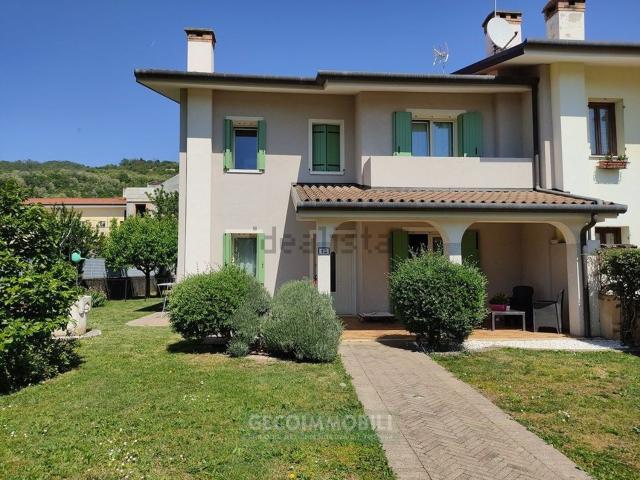 Casa in vendita a Fonte, Pederobba