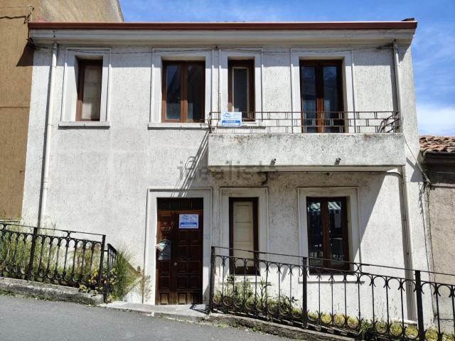 Casa in vendita a Tortorici, Sicilia