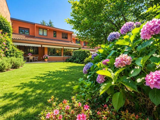 Casa in vendita a Lissago, Varese
