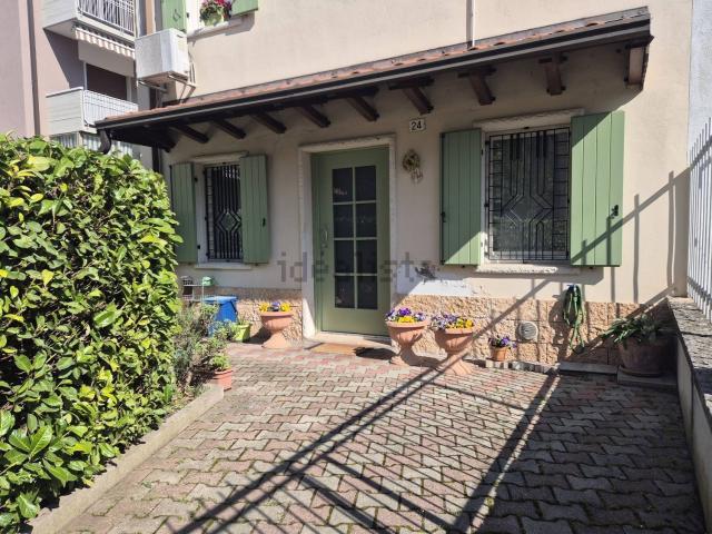 Casa in vendita a Sud-Ovest, Brenzone