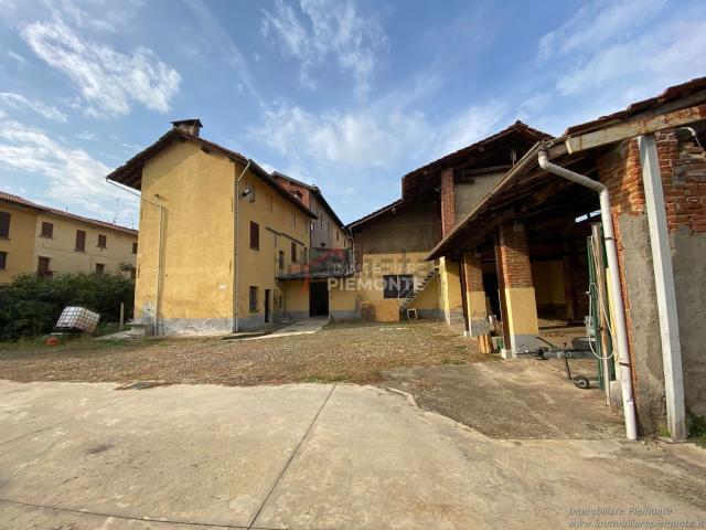 Casa in vendita a Piemonte, Novara