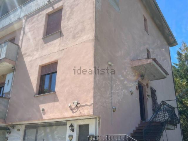 Casa in vendita a Marche, Ancona