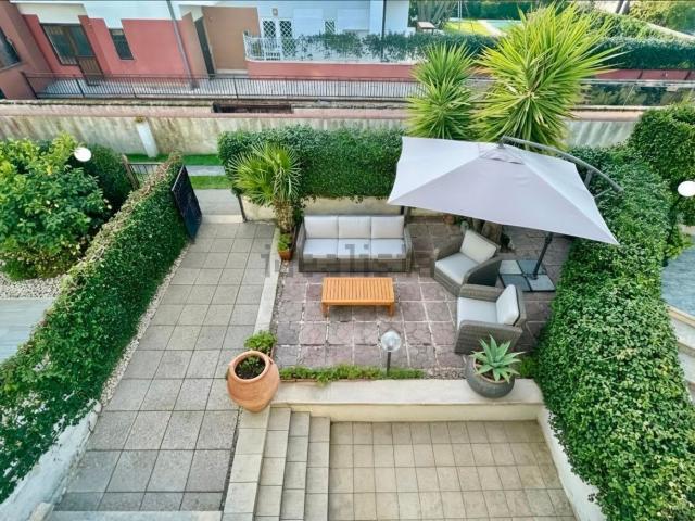 Casa in vendita a Axa, Roma Capitale