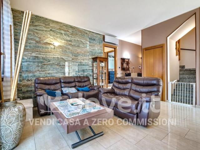 Casa in vendita a Moncucco, Brugherio