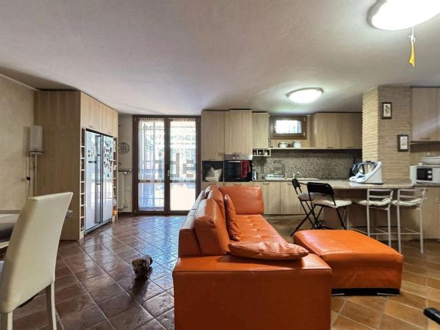 Casa in vendita a Brugherio, San Cristoforo