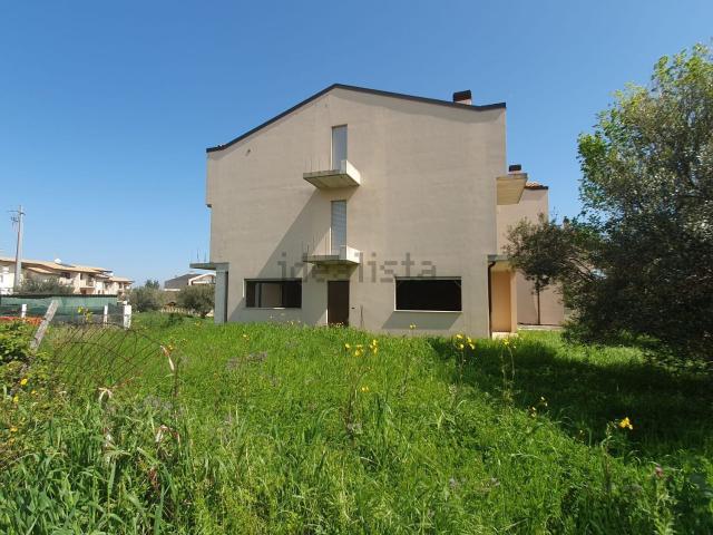 Casa in vendita a Santa Maria Imbaro, Abruzzo