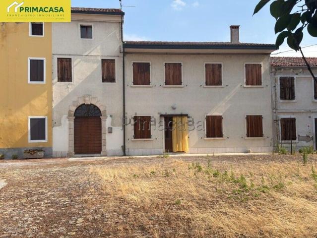 Casa in vendita a Cologna Veneta, Veneto
