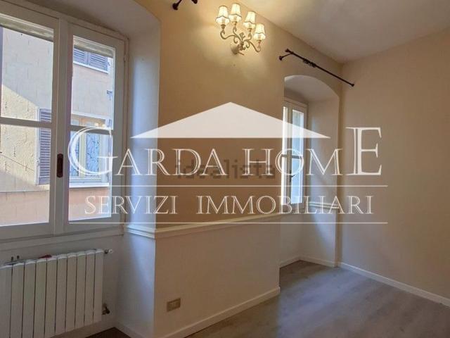 Casa in vendita a Lonato, Brescia