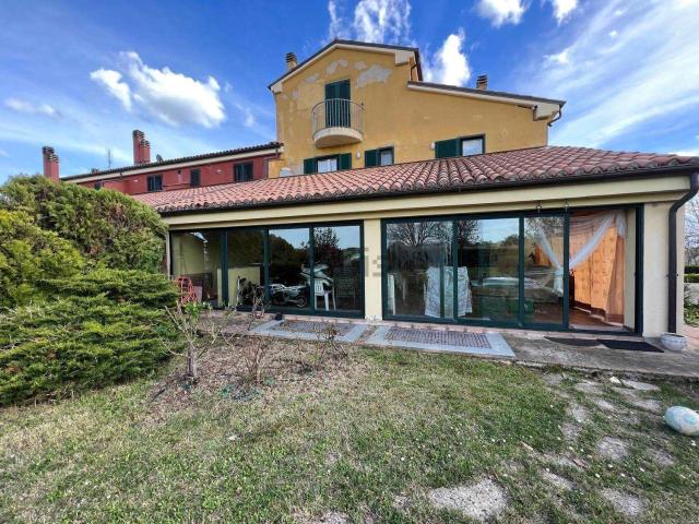 Casa in vendita a Marche, Ancona