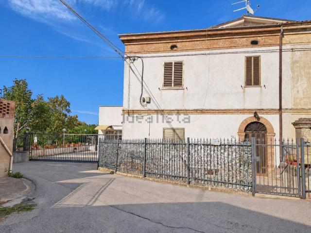 Casa in vendita a Villa Andreoli, Lanciano