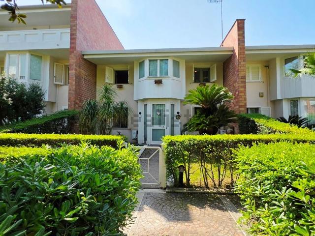 Casa in vendita a Caserta, Campania