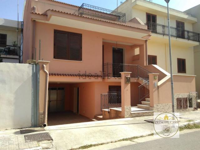 Casa in vendita a Villaggio Trieste, Montevago