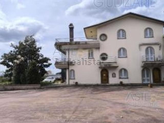 Casa in vendita a Larciano, Toscana
