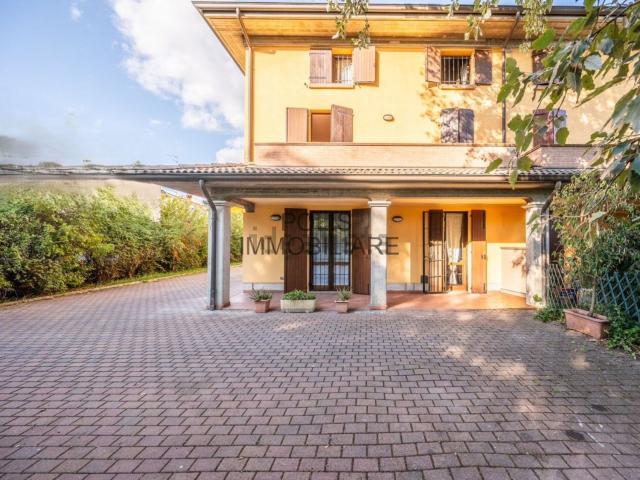 Casa in vendita a Pianura Reggiana, Re