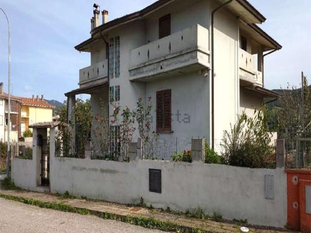 Casa in vendita a Atzara, Sardigna/Sardegna