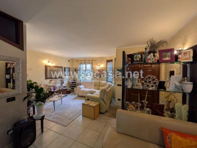 Casa in vendita a Colli al Metauro, Marche