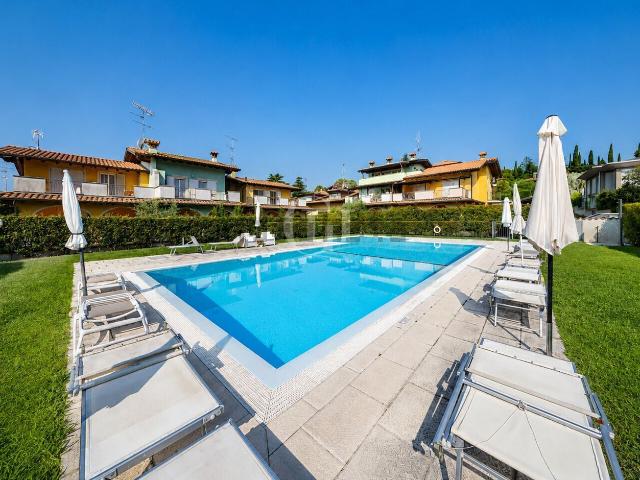 Casa in vendita a Padenghe Sul Garda, Lombardia