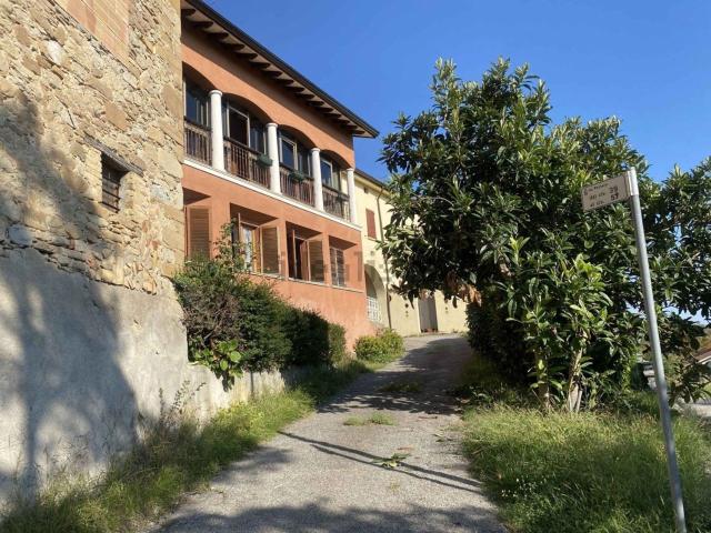Casa in vendita a Appennino Reggiano, Re