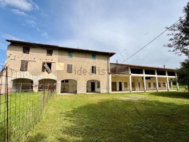 Casa in vendita a Fiume Veneto, Friuli-Venezia Giulia