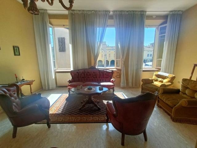 Casa in vendita a Bassa Reggiana, Re