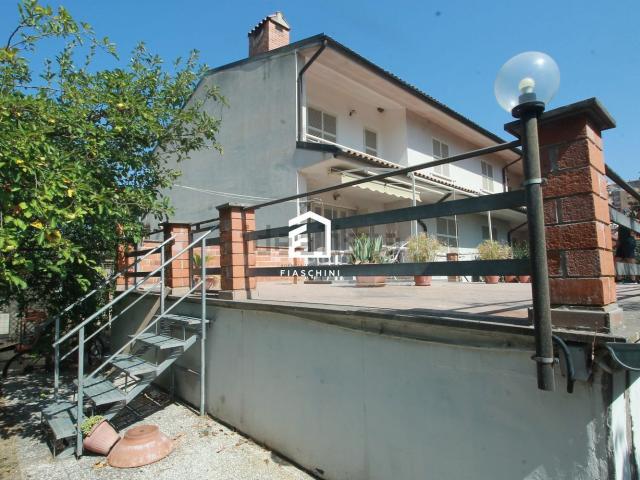 Casa in vendita a Petignano, Orte