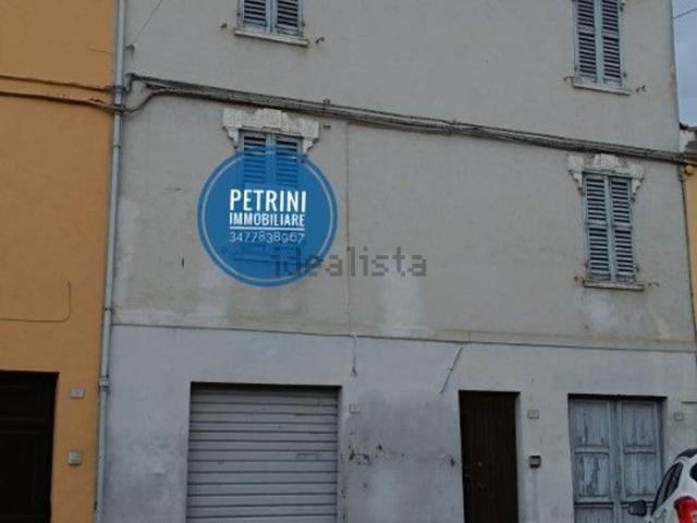 Casa in vendita a Terre Roveresche, Marche