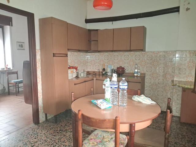 Casa in vendita a Corana, Lombardia
