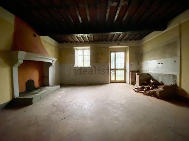 Casa in vendita a San Pietro a Vico, Bagni Di Lucca Ponte